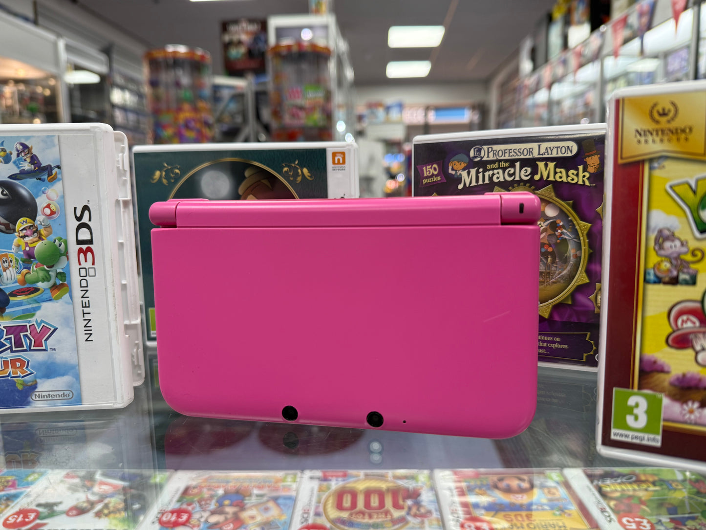 Nintendo 3DS XL - Pink + 4 Games